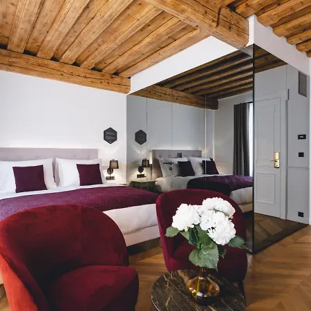 Hotel Heritage 4*
